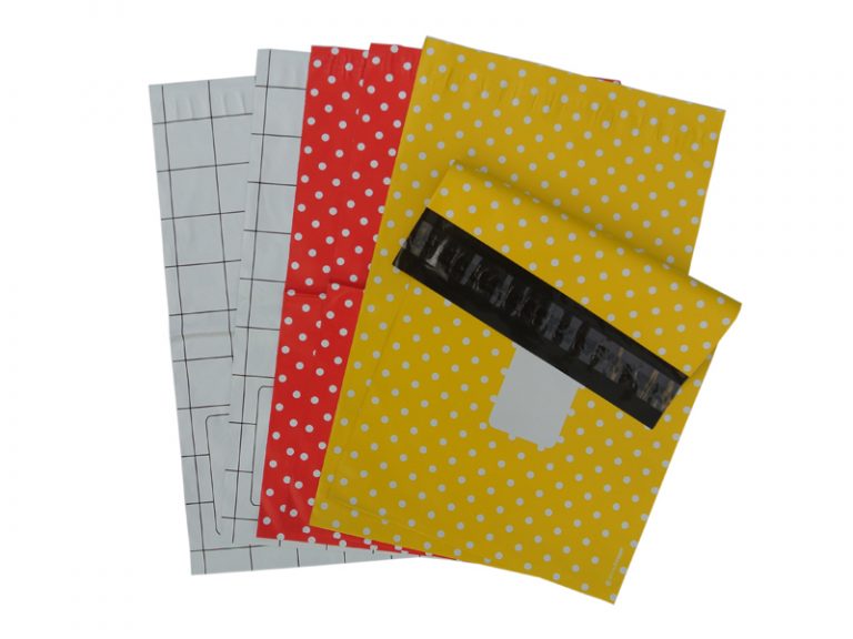 Wholesale Boutique Custom Colored Printed Decorative Poly Mailers 10X13