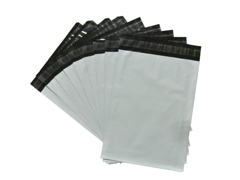 white poly bags for shipping