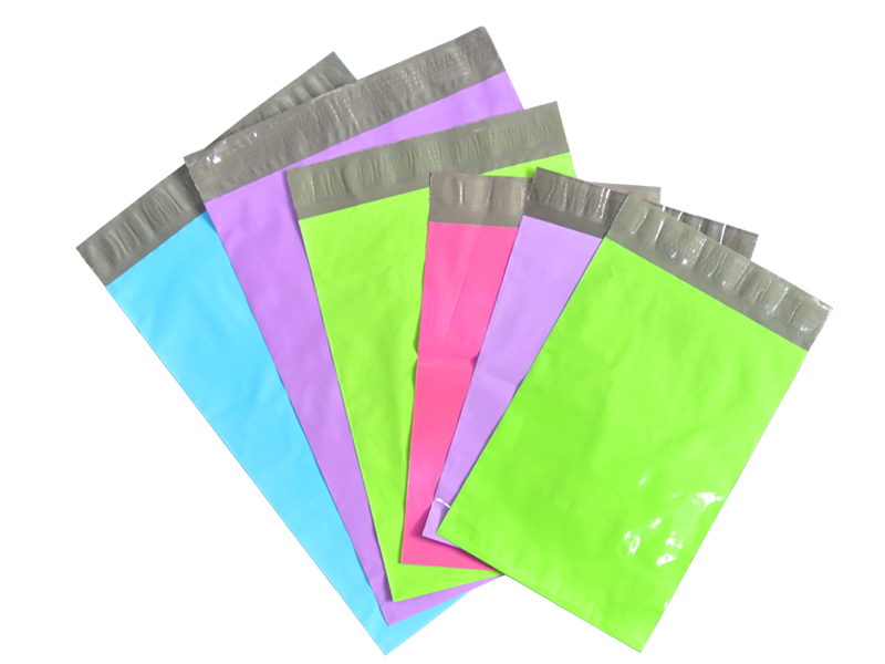 Printed Poly Mailers Wholesale