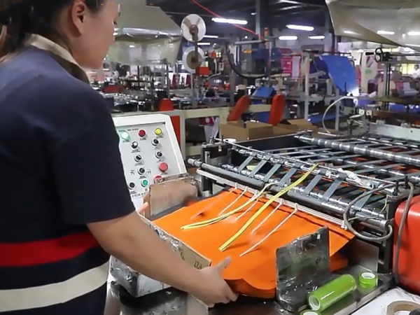 custom poly mailers